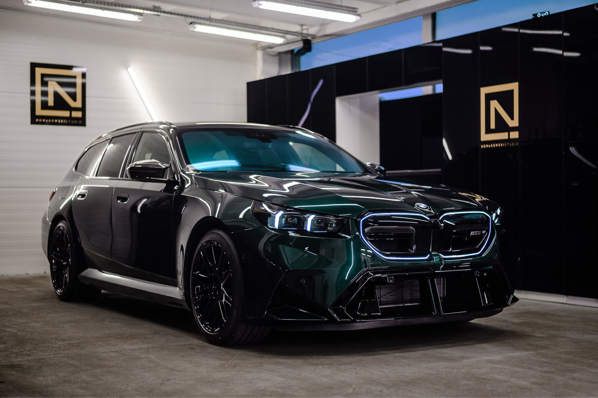 BMW M5 Touring po aplikacji folii ochronnej PPF — Nowakowski Studio Gdańsk