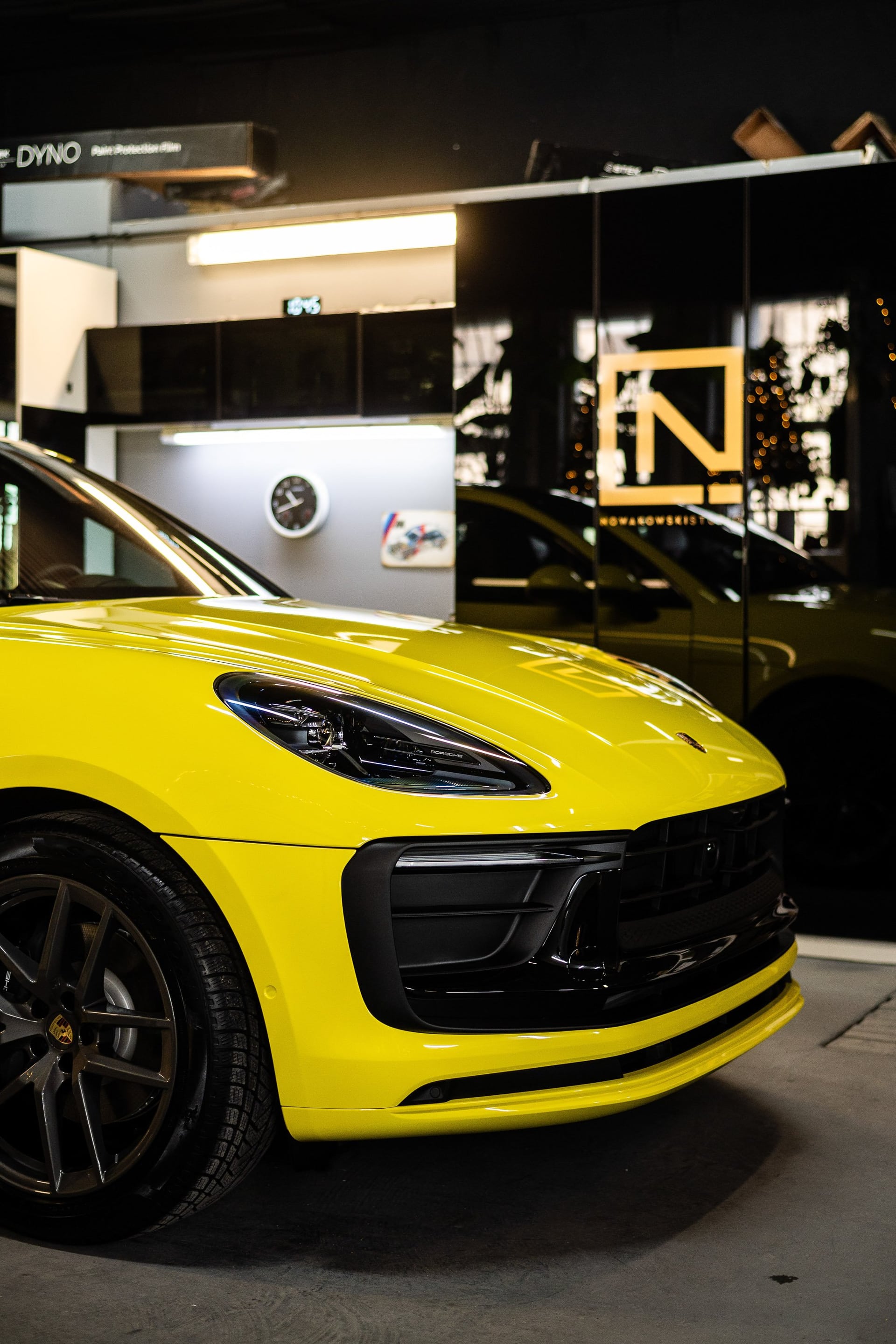 Porsche Macan po zmianie koloru folią — Nowakowski Studio Gdańsk